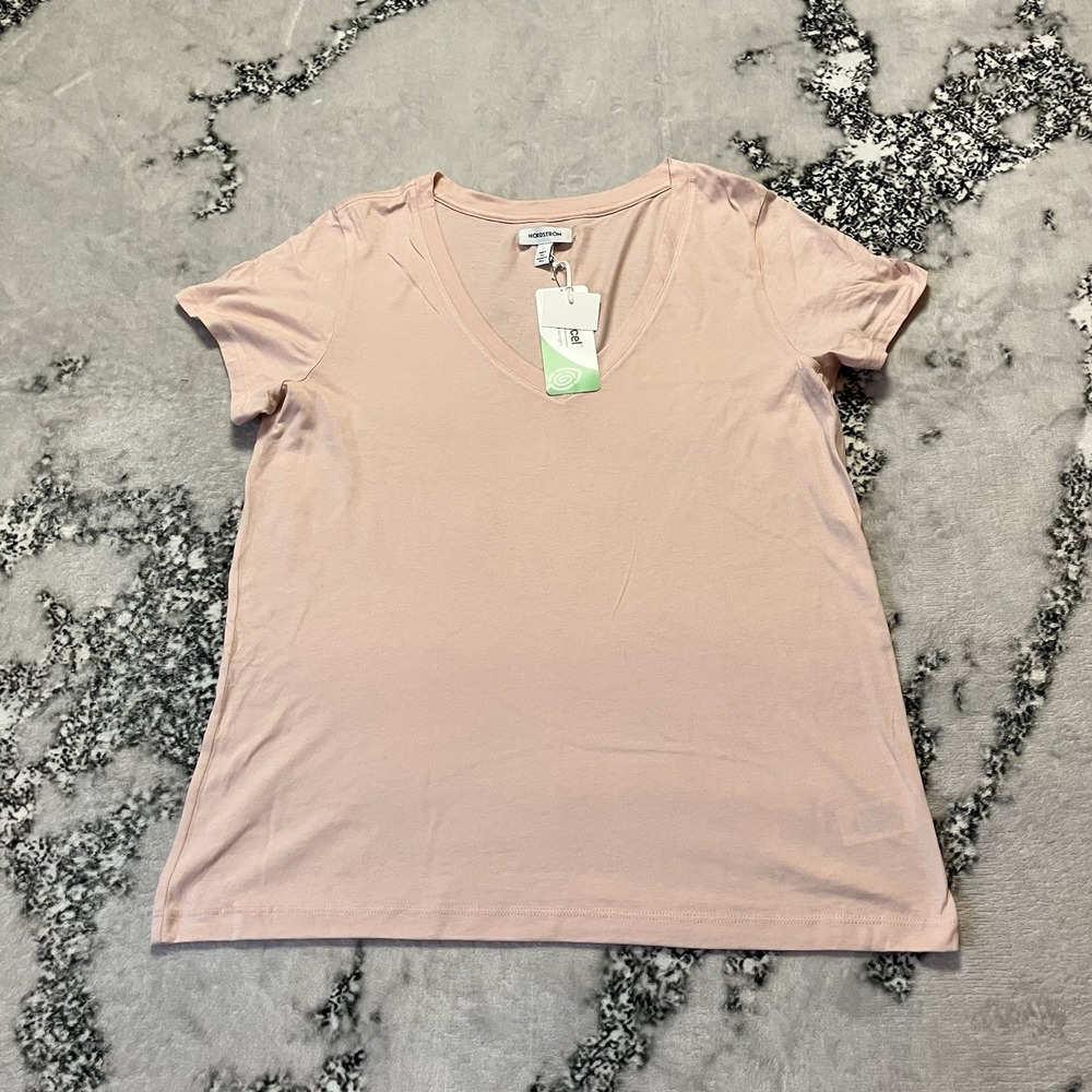 Nordstrom T Shirt Womens Size Large Pink V Neck Tencel Super Soft Short Sleeve‎